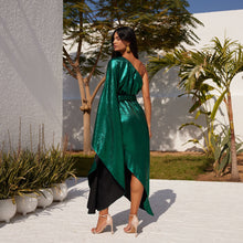 Load image into Gallery viewer, Metallic Athena (Green)