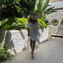 Load image into Gallery viewer, Iris set (white)