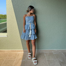 Load image into Gallery viewer, Daisy (dolphin Blue)