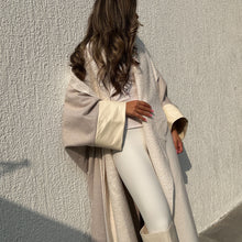 Load image into Gallery viewer, Reversible Bisht (white)