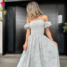 Load image into Gallery viewer, Capri (green)