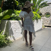 Load image into Gallery viewer, Iris set (white)