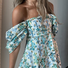 Load image into Gallery viewer, Bloom (green ikat)