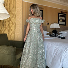 Load image into Gallery viewer, Fleur (green)