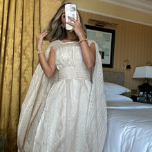 Load image into Gallery viewer, Trendy Thoub (Beige)