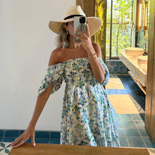 Load image into Gallery viewer, Bloom (green ikat)