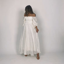 Load image into Gallery viewer, Another day (white)