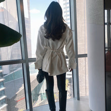 Load image into Gallery viewer, Front Slit Wool Shirt (White)