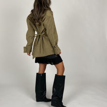 Load image into Gallery viewer, Front Slit Wool Shirt (Khaki)