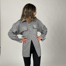 Load image into Gallery viewer, Front Slit Wool Shirt (Gray)