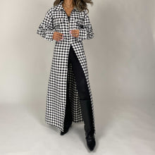 Load image into Gallery viewer, Front Slit Velvet Shirt (Checkered)
