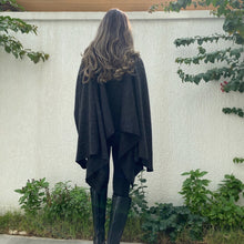 Load image into Gallery viewer, Shawl/Scarf Top (Black)