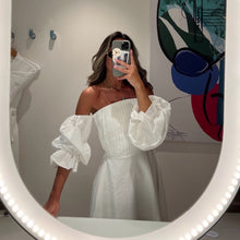 Load image into Gallery viewer, Flower girl (White)