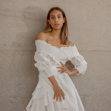 Load image into Gallery viewer, Flamenco (White)