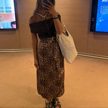 Load image into Gallery viewer, Wrap Skirt (leopard)
